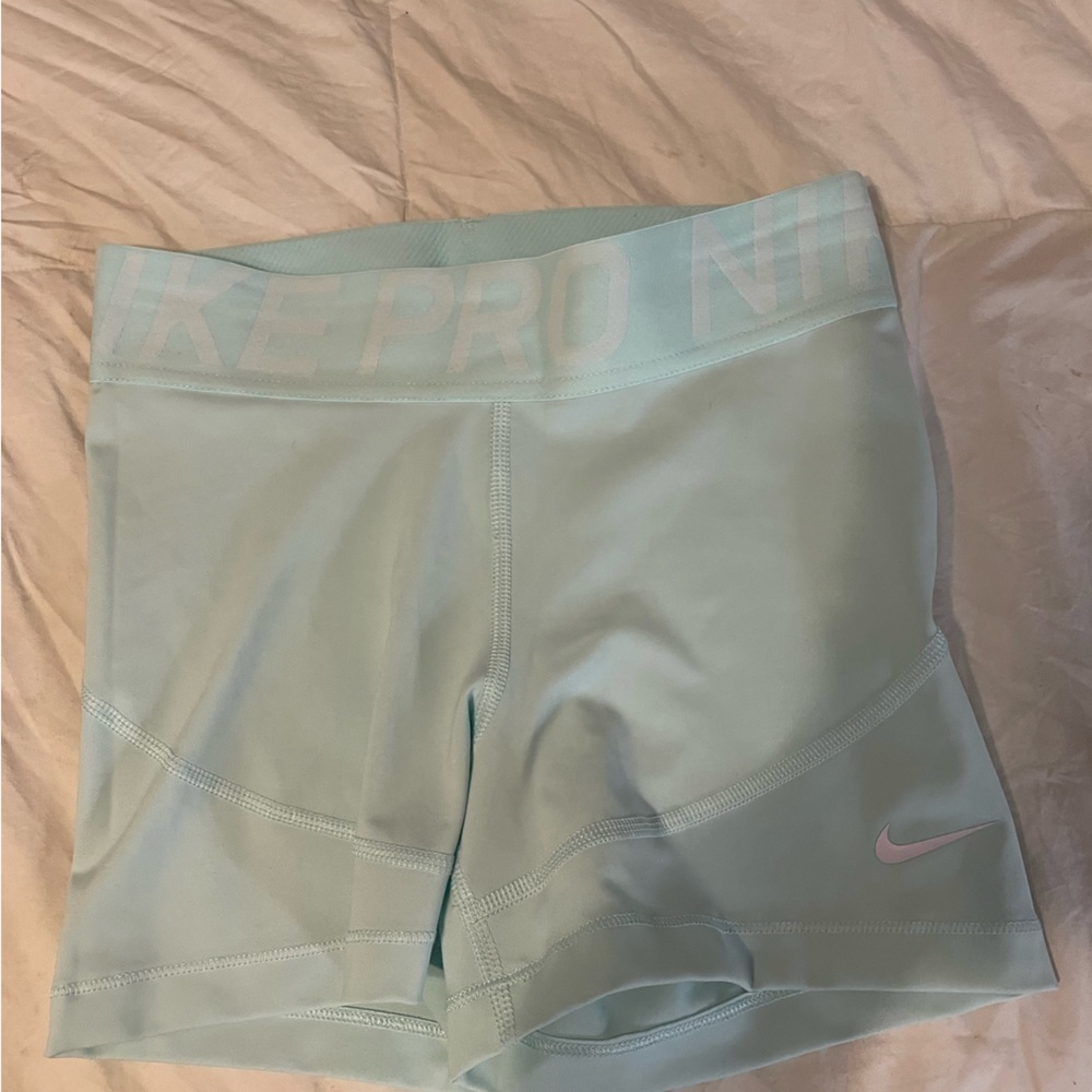 nike pros